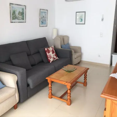 Service Lazaro- Edificio Aguamarina 38 Apartmán