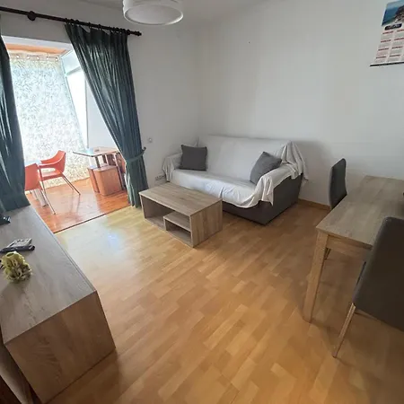 Apartment Service Lazaro- Edificio Aguamarina 56 *